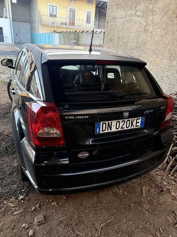 Usata Dodge Caliber SXT 140 CV (102 kW) 2008 Utilitaria