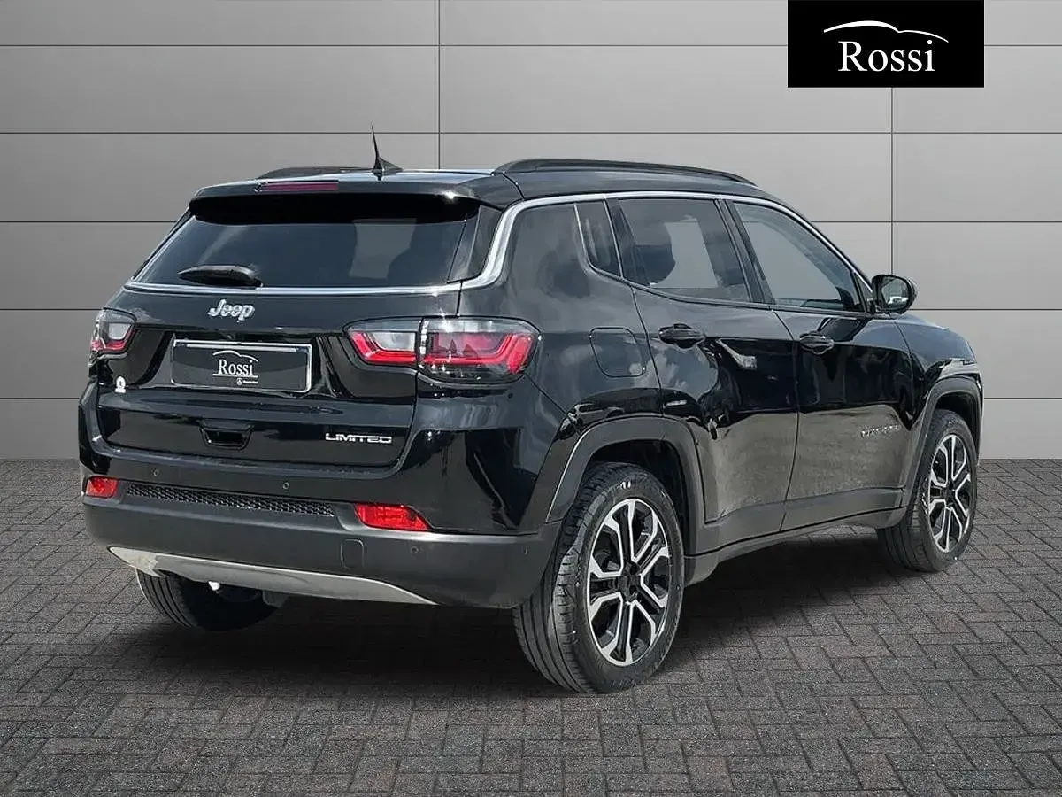 Usata Jeep Compass 131 CV (96 kW) 2022 Nero metallizzato SUV