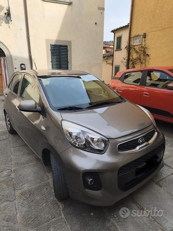 Usata Kia Picanto 67 CV (49 kW) 2017 Grigio Utilitaria