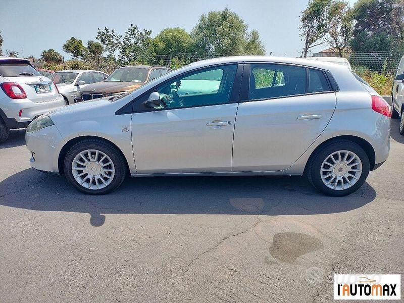 Usata Fiat Bravo Dynamic 120 CV (88 kW) 2011 Nessuno(met.) Utilitaria