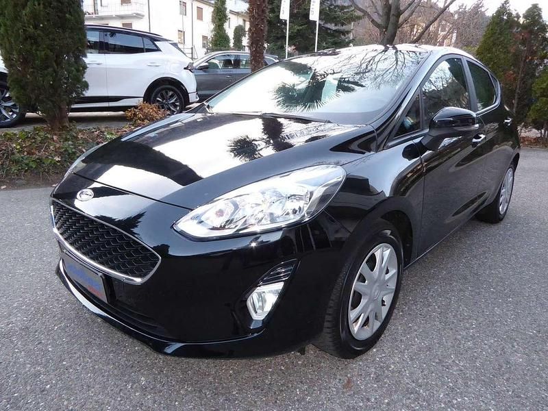 Usata Ford Fiesta Cool & Connect 101 CV (74 kW) 2018 Nero Berlina