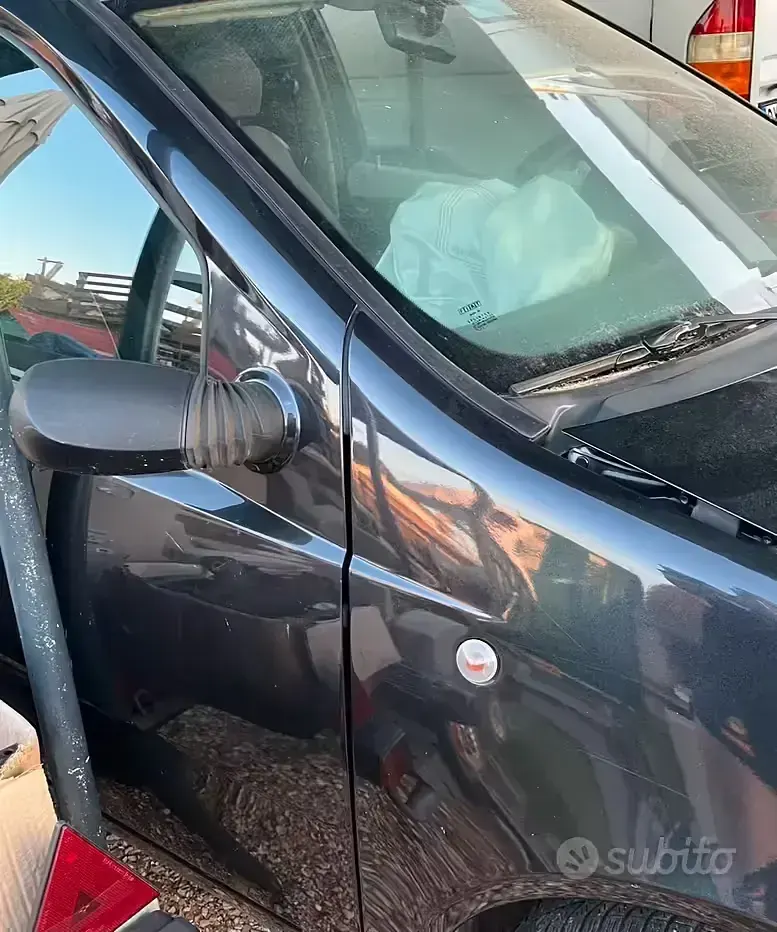 Usata Fiat Punto 80 CV (58 kW) 2004 Nero Utilitaria