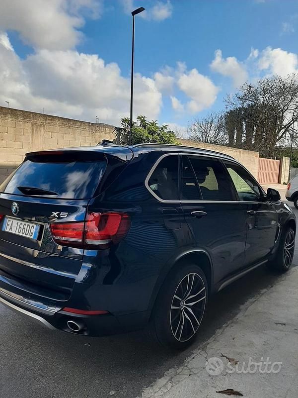Usata BMW X5 258 CV (189 kW) 2015 Blu SUV