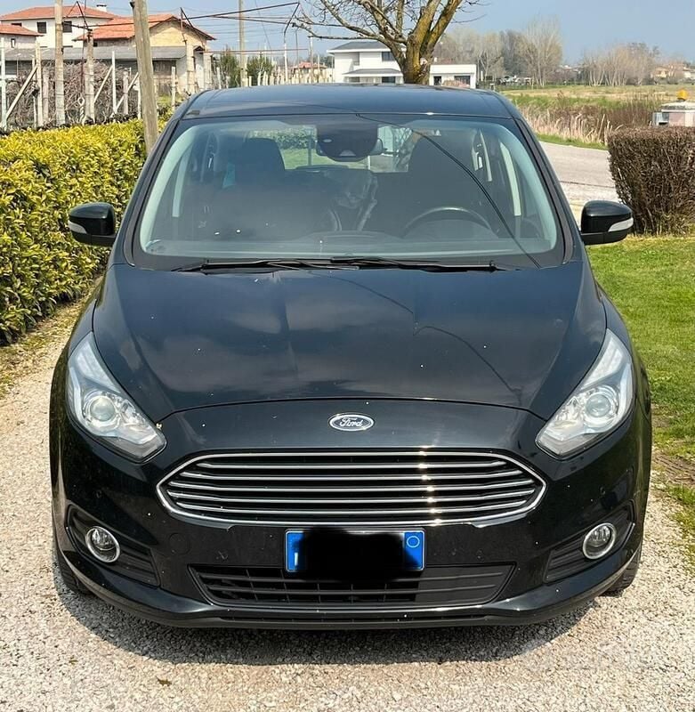 Usata 2018 Ford S-MAX Business Edition Monovolume | 15.700 € (Super prezzo) - Immagine 1/4