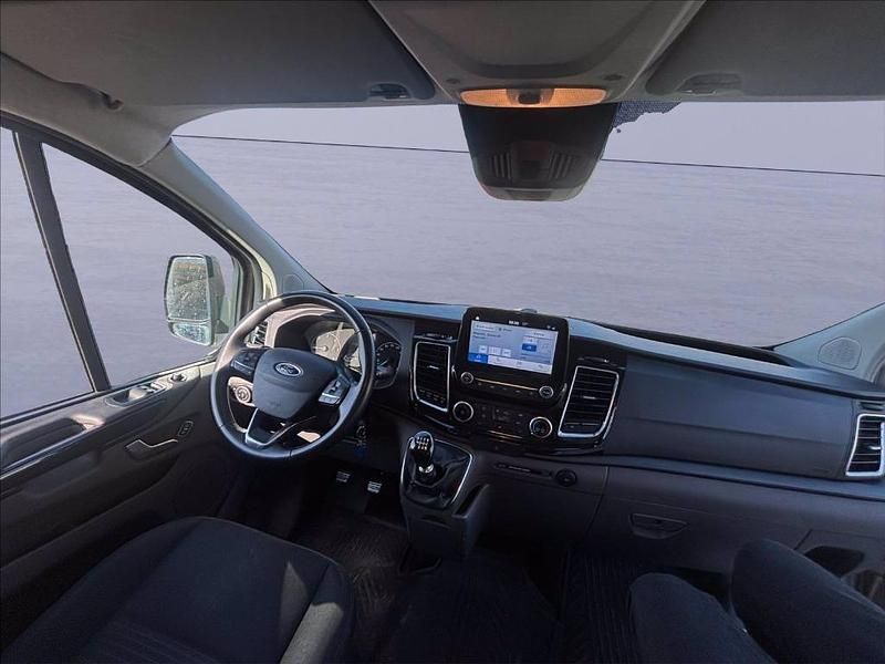 Usata Ford Transit Custom Titanium 131 CV (96 kW) 2022 Oro metallizzato Furgone