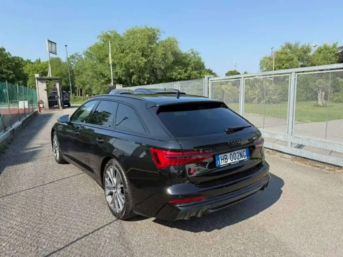 Usata Audi S6 Ambiente 344 CV (253 kW) 2024 Nero mito metallizzato Station wagon