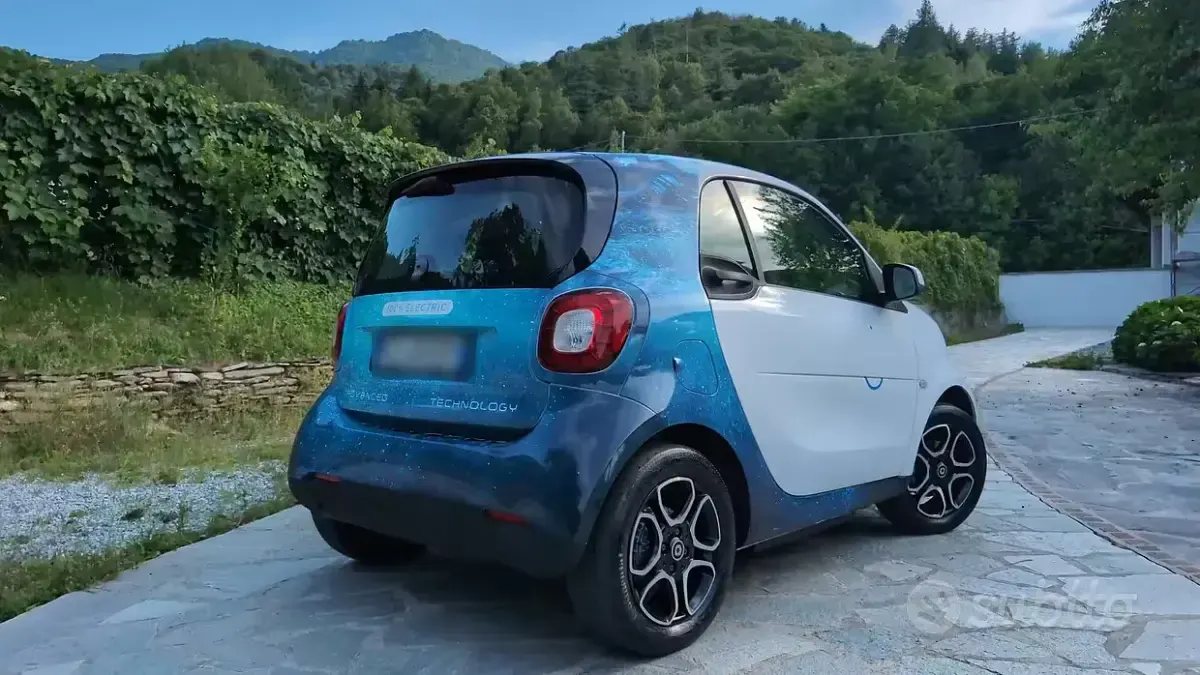 Usata Smart ForTwo Electric Drive Passion 41 kW (56 CV) 2019 Bianco Coupé