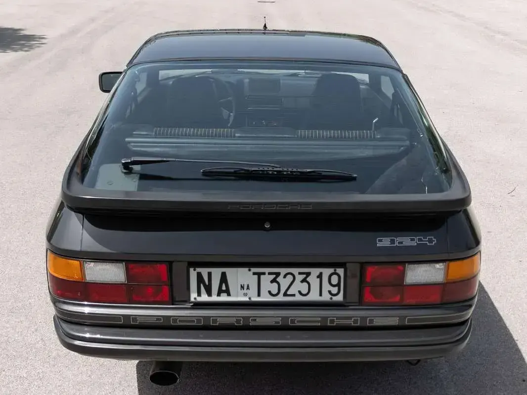 Usata Porsche 924 125 CV (91 kW) 1981 Grigio Coupé