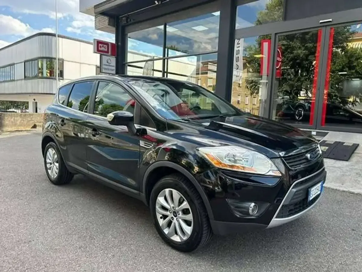 Usata Ford Kuga Titanium 140 CV (102 kW) 2010 Nero SUV