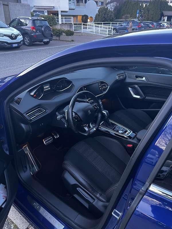 Usata Peugeot 308 GT-line 131 CV (96 kW) 2017 Berlina