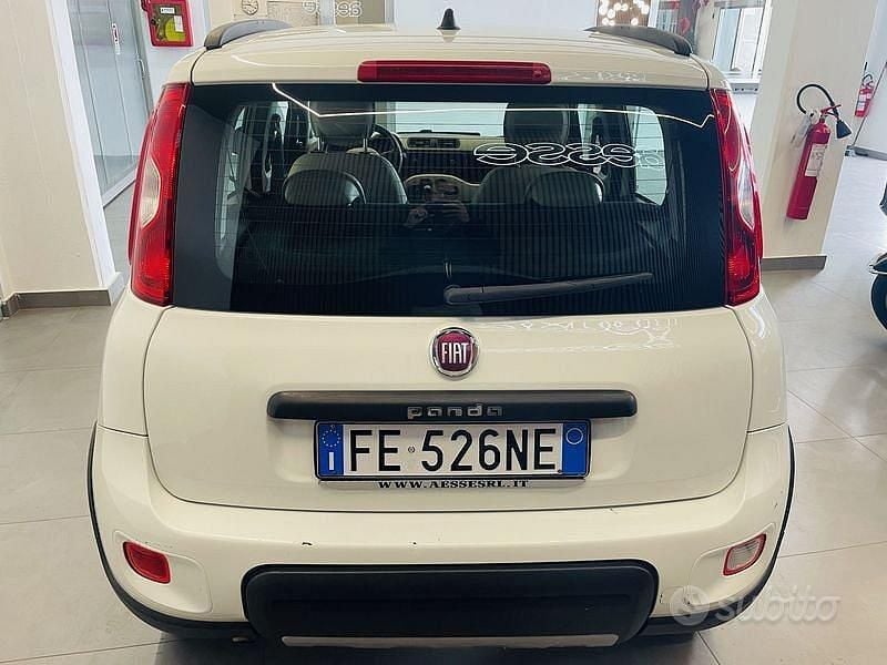 Usata Fiat Panda 4x4 S 86 CV (63 kW) 2016 Bianco Utilitaria