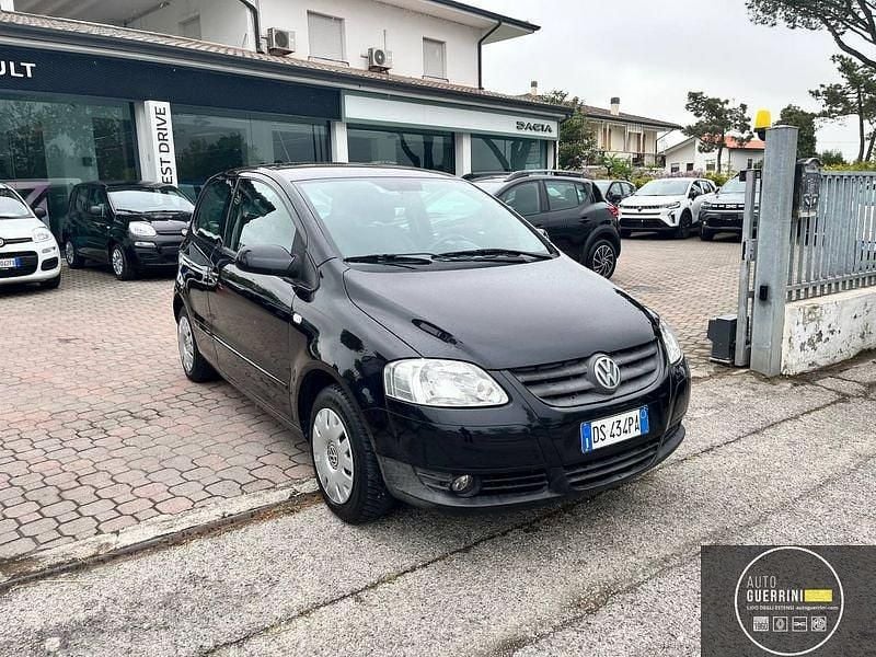 Usata VW Fox 54 CV (39 kW) 2008 Nero Utilitaria