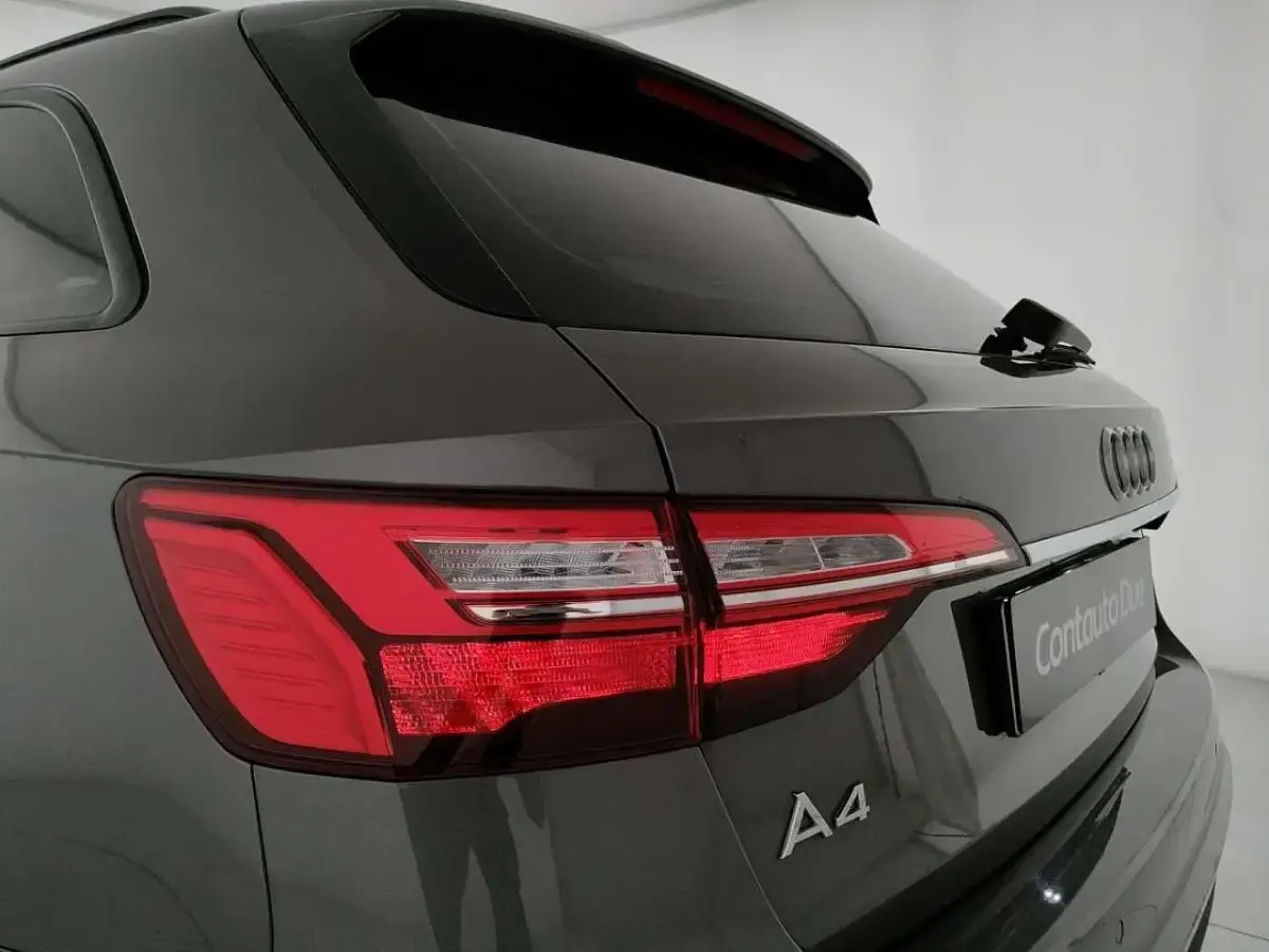 Usata Audi A4 Advanced 150 CV (110 kW) 2021 Grigio Berlina