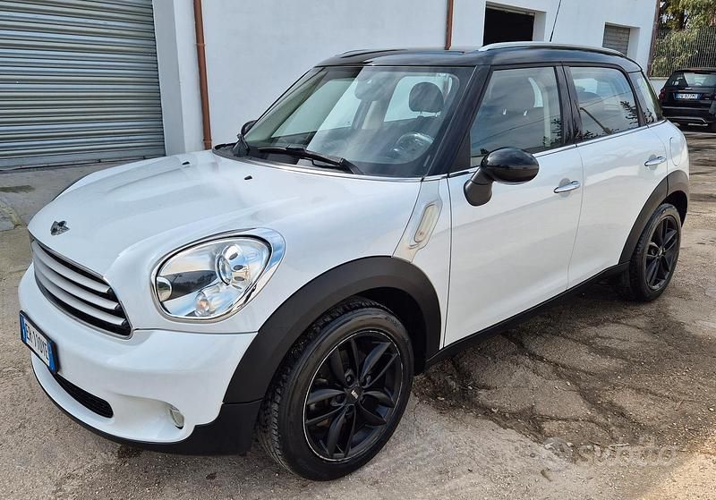 Usata Mini Cooper Countryman 111 CV (81 kW) 2013 Bianco SUV