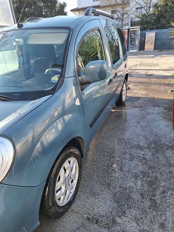 Usata Renault Kangoo Expression 65 CV (47 kW) 2010 Blu/azzurro Monovolume