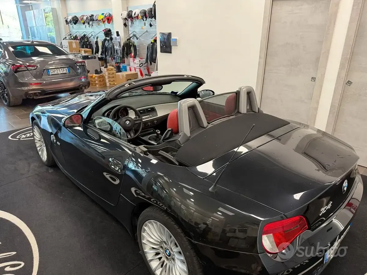 Usata BMW Z4 150 CV (110 kW) 2007 Nero Cabrio