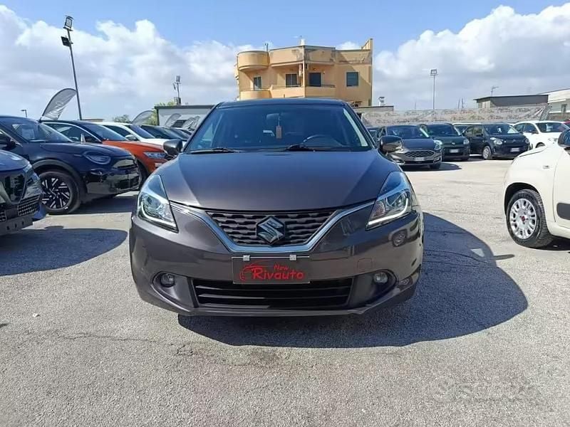 Usata Suzuki Baleno 111 CV (81 kW) 2017 Grigio Utilitaria
