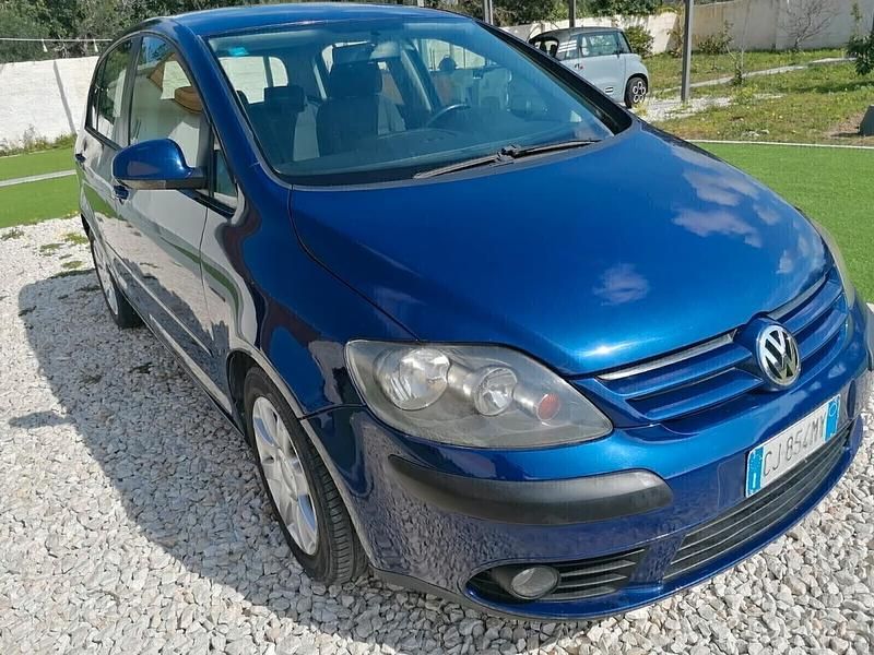 Usata VW Golf IV Comfortline 115 CV (84 kW) 2005 Blu Berlina
