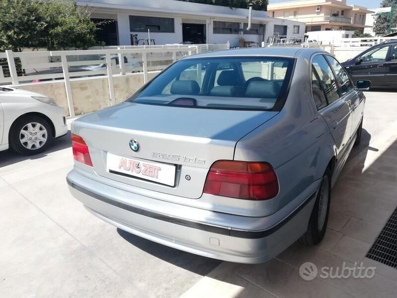 Usata BMW 525 Efficient Dynamics 143 CV (105 kW) 1997 Argento Berlina