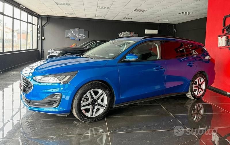 Usata Ford Focus Business Edition 120 CV (88 kW) 2022 Blu Station wagon