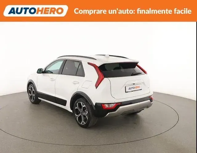 Usata Kia Niro Style 105 CV (77 kW) 2024 Bianco SUV