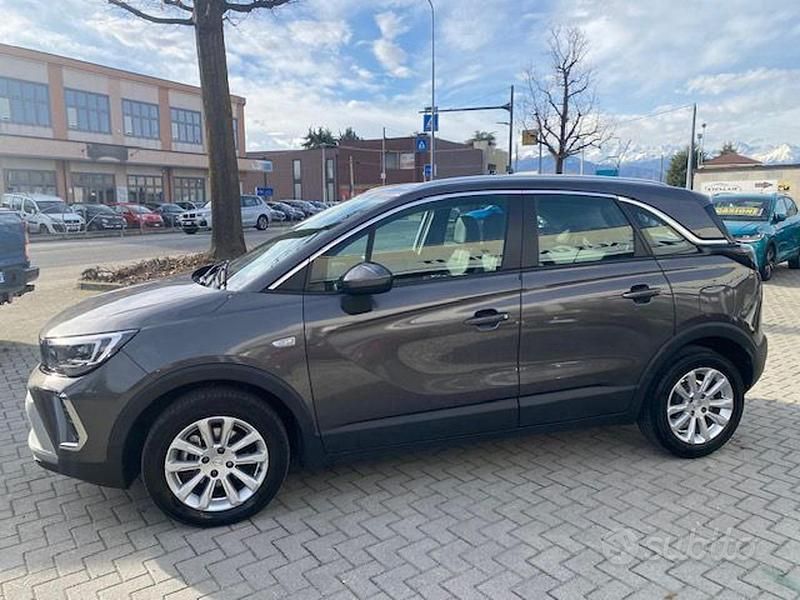 Usata Opel Crossland X Elegance 110 CV (80 kW) 2021 Grigio SUV