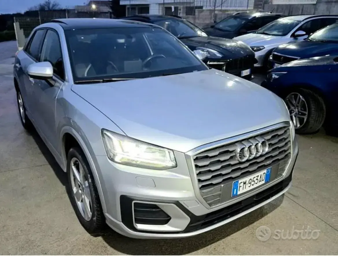 Usata Audi Q2 116 CV (85 kW) 2017 Grigio SUV