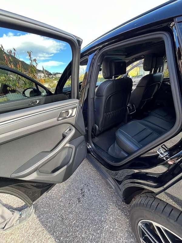 Nero Usata 2022 Porsche Macan SUV | 60.000 € (Super prezzo) - Immagine 1/4