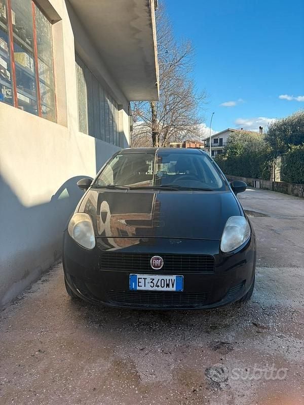 Usata Fiat Grande Punto 77 CV (56 kW) 2014 Utilitaria
