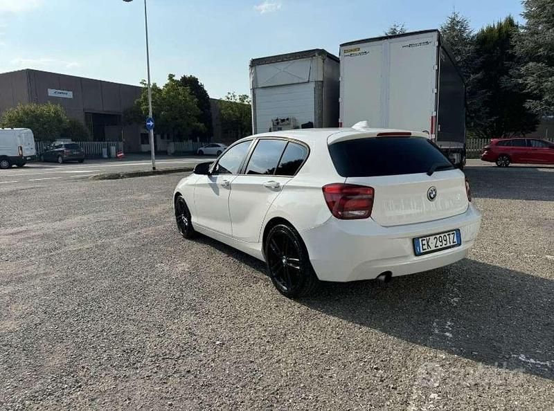 Occasion BMW 118 Sport Line 170 ch (125 kW) 2011 Citadine