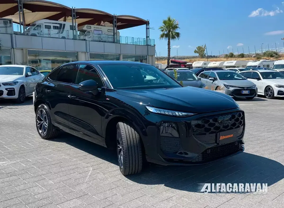Nuova Audi Q3 Sportback S-Line 150 CV (110 kW) 2026 Nero SUV