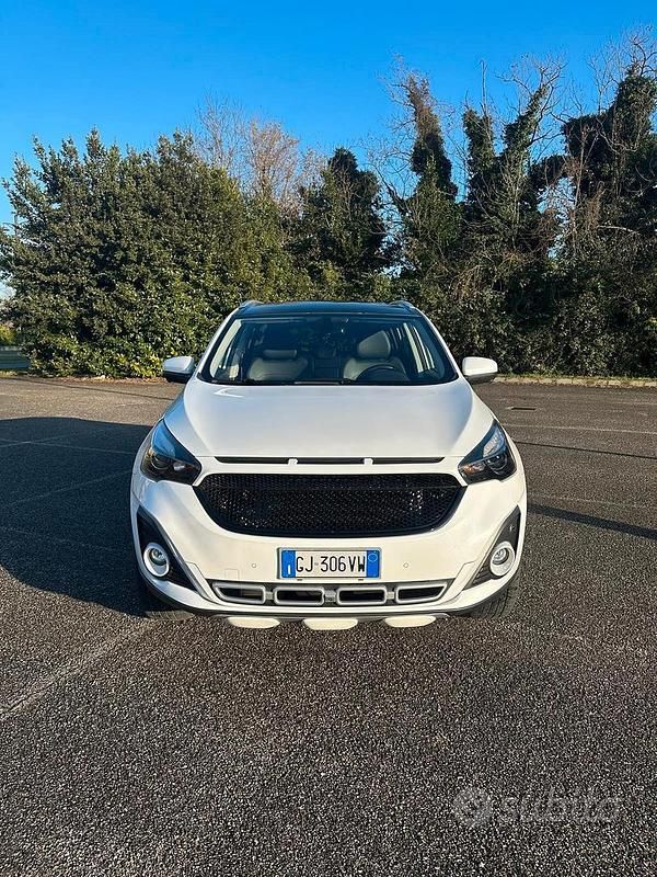 Usata DR F35 154 CV (113 kW) 2022 Bianco SUV