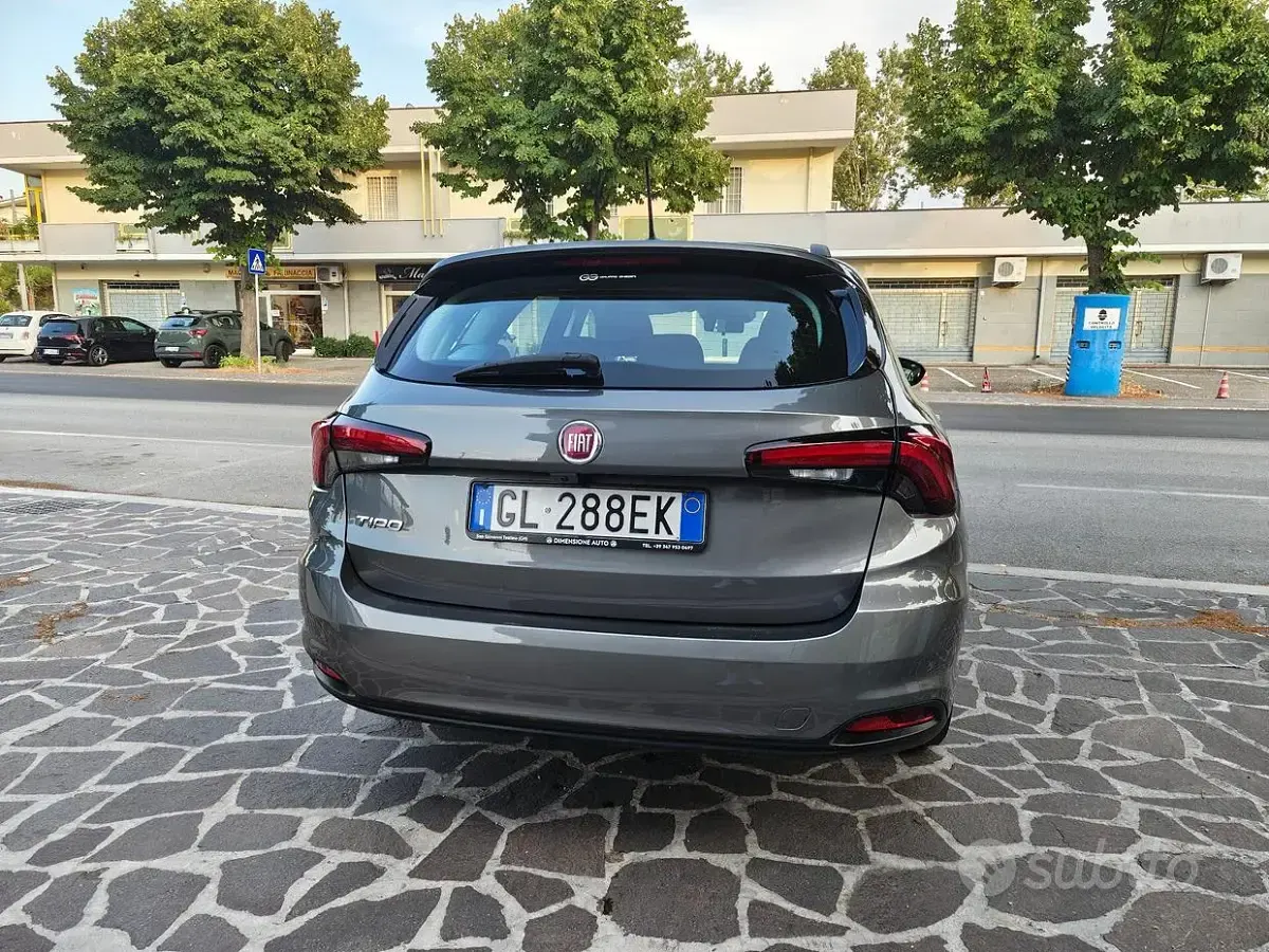 Usata Fiat Tipo S 131 CV (96 kW) 2023 Grigio Station wagon