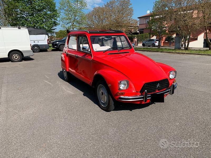 Rosso Usata 1983 Citroën Dyane Due volumi | 8000 € - Immagine 1/4