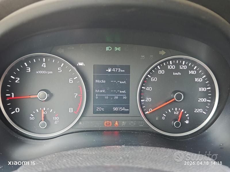 Usata Kia Rio 101 CV (74 kW) 2017 Bianco Berlina