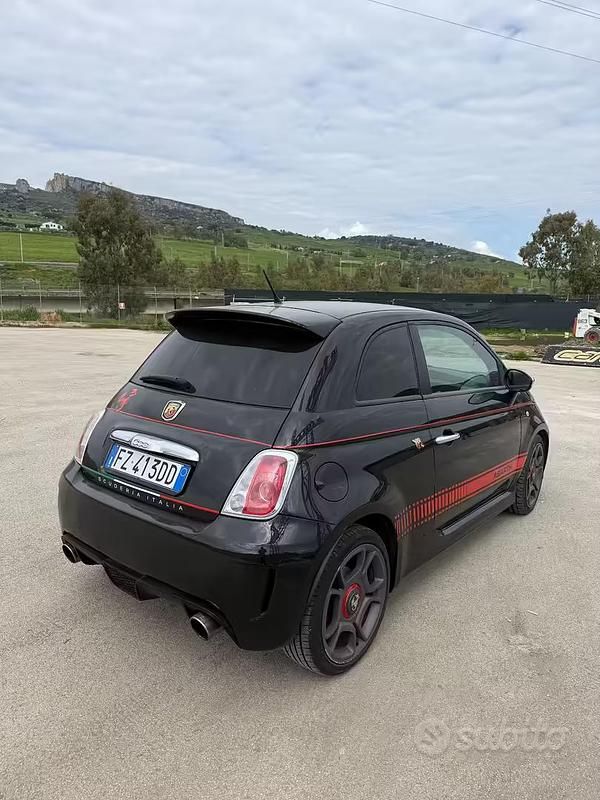 Usata Abarth 500 135 CV (99 kW) 2009 Nero Utilitaria