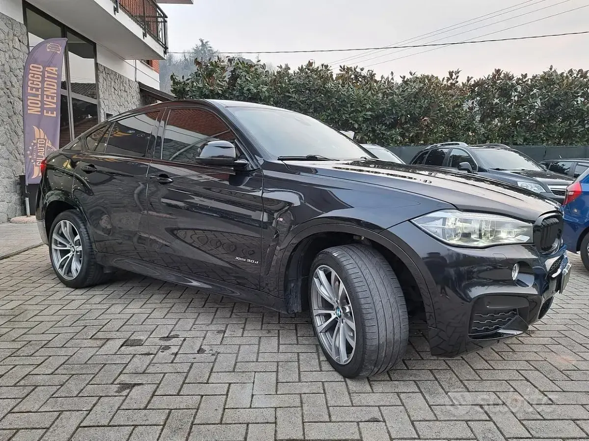 Usata BMW X6 Efficient Dynamics 249 CV (183 kW) 2018 Nero SUV