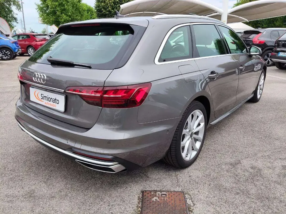 Usata Audi A4 Business 204 CV (150 kW) 2021 Grigio Station wagon