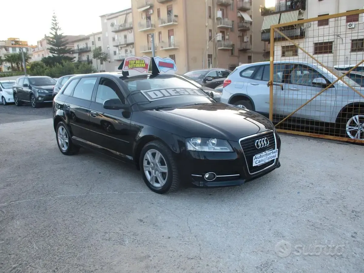 Usata Audi A3 Sportback 90 CV (66 kW) 2012 Nero Utilitaria