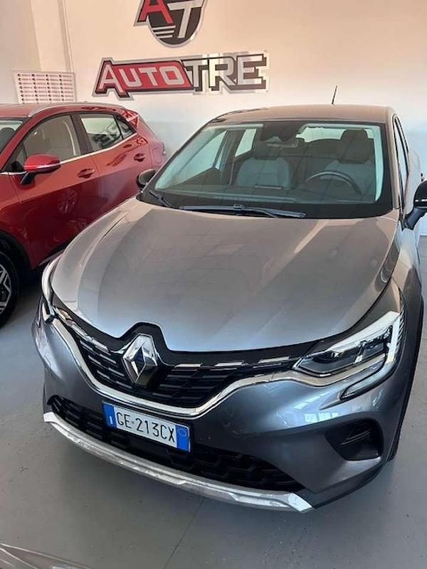 Usata Renault Captur Business 95 CV (69 kW) 2021 Grigio SUV