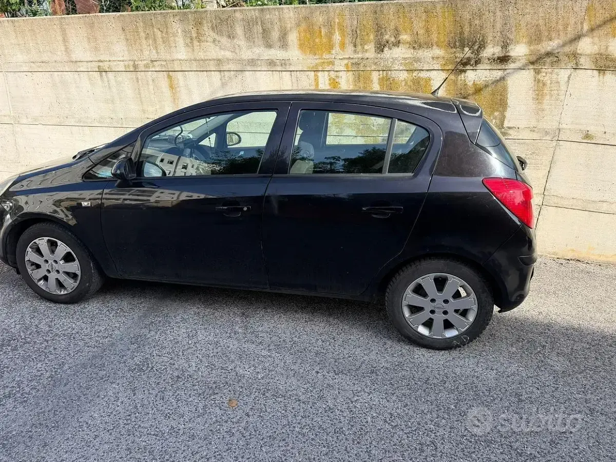 Usata Opel Corsa 75 CV (55 kW) 2008 Utilitaria