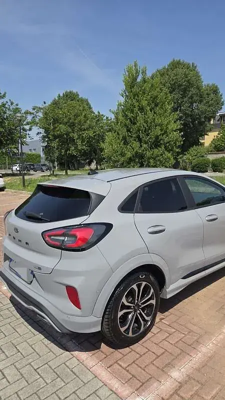 Usata Ford Puma ST-Line 125 CV (91 kW) 2021 Grigio SUV