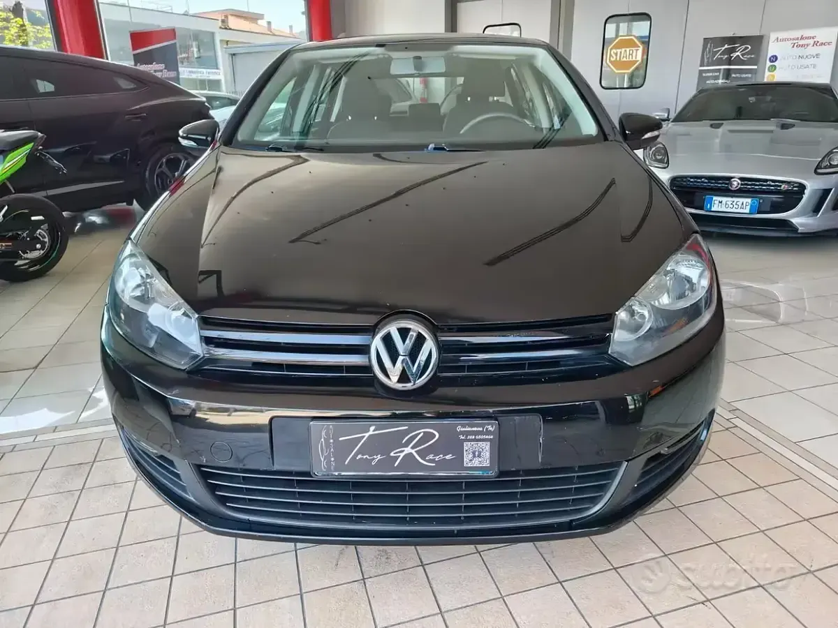 Usata VW Golf VI 80 CV (58 kW) 2011 Nero Utilitaria