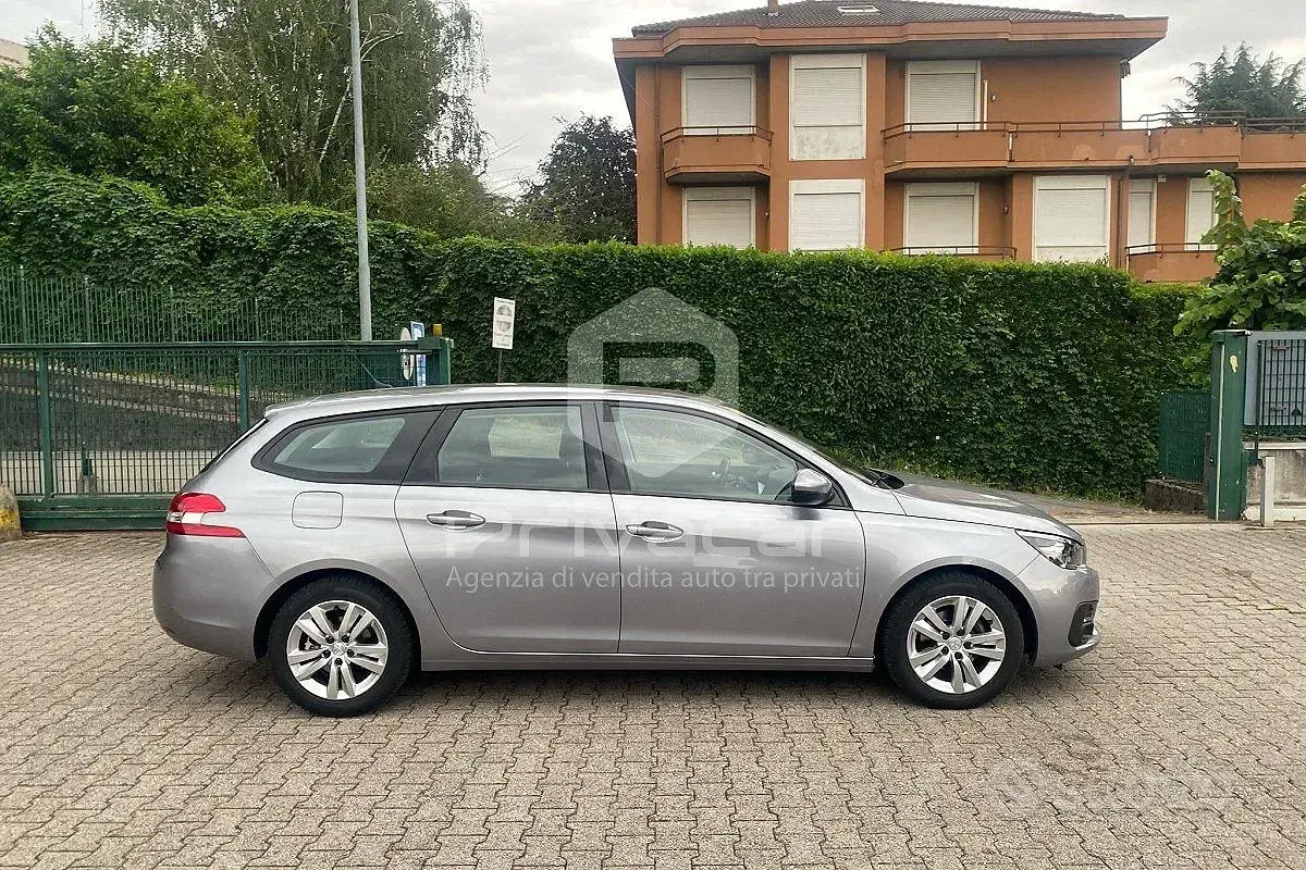 Usata Peugeot 308 Business-Line 102 CV (75 kW) 2019 Grigio Station wagon
