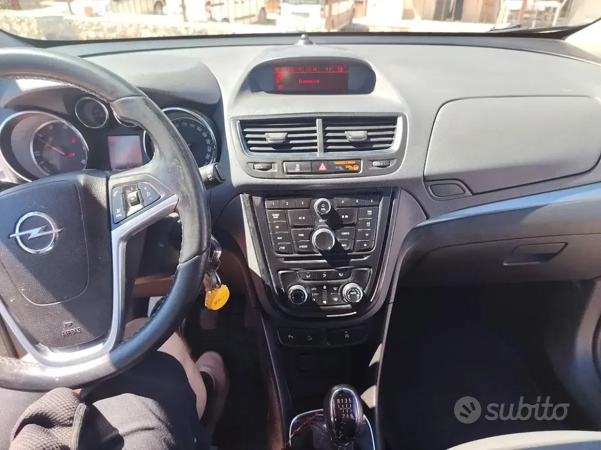 Usata Opel Mokka 136 CV (100 kW) 2017 Nero SUV
