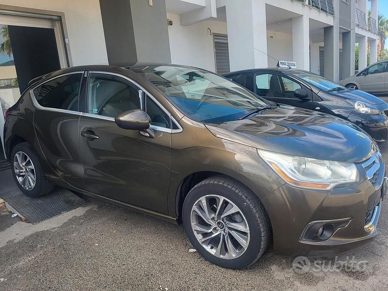 Usata Citroën DS4 111 CV (81 kW) 2012 Marrone Utilitaria