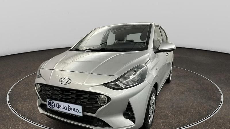 Usata Hyundai i10 66 CV (48 kW) 2022 Argento Utilitaria