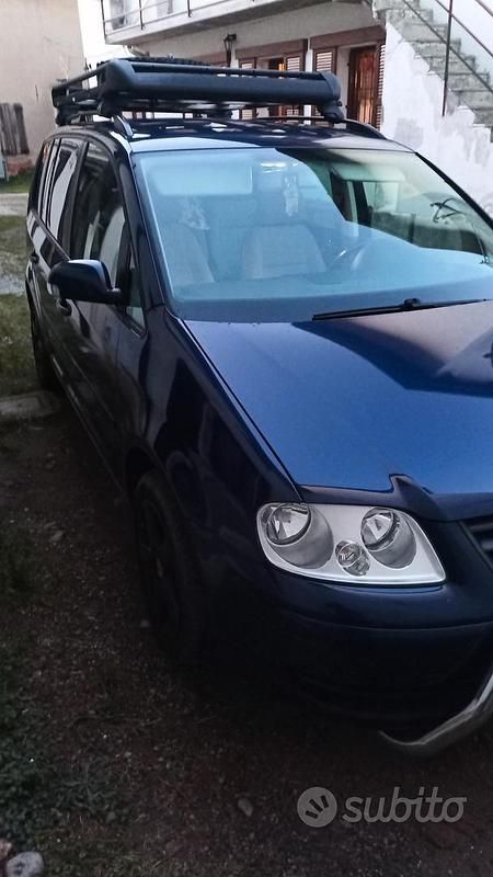 Usata VW Touran 2005 Blu Monovolume