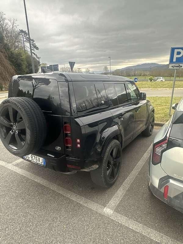 Usata Land Rover Defender Dynamic 249 CV (183 kW) 2022 SUV