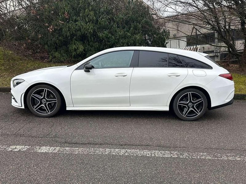 Usata Mercedes CLA200 Shooting Brake Premium 150 CV (110 kW) 2020 Other Station wagon